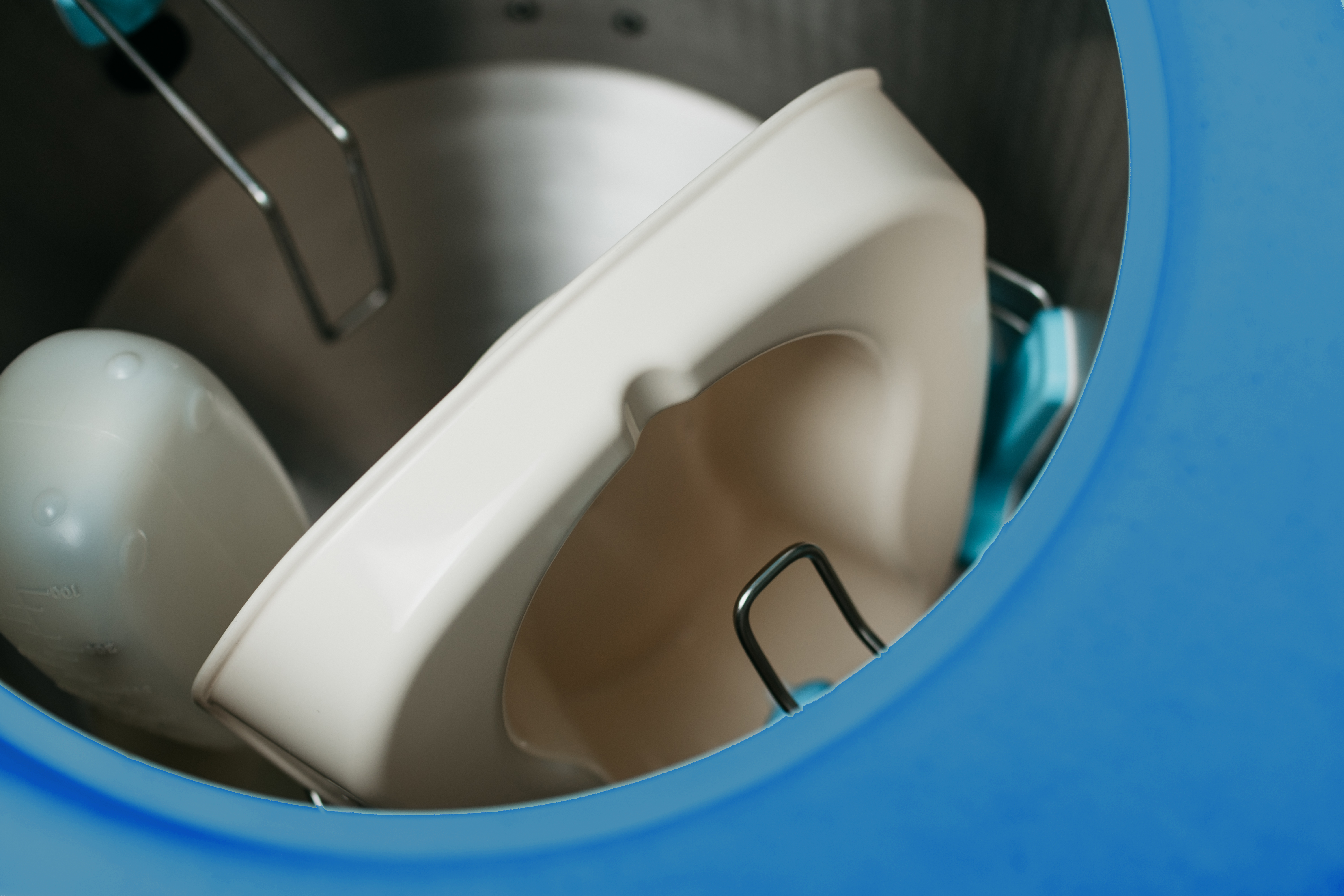 DDC Dolphin Panamatic Mini Bedpan Washer Disinfector Lid Closed